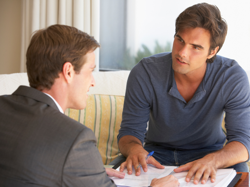 A business owner speaks with a registered restructuring practitioner regarding their restructure